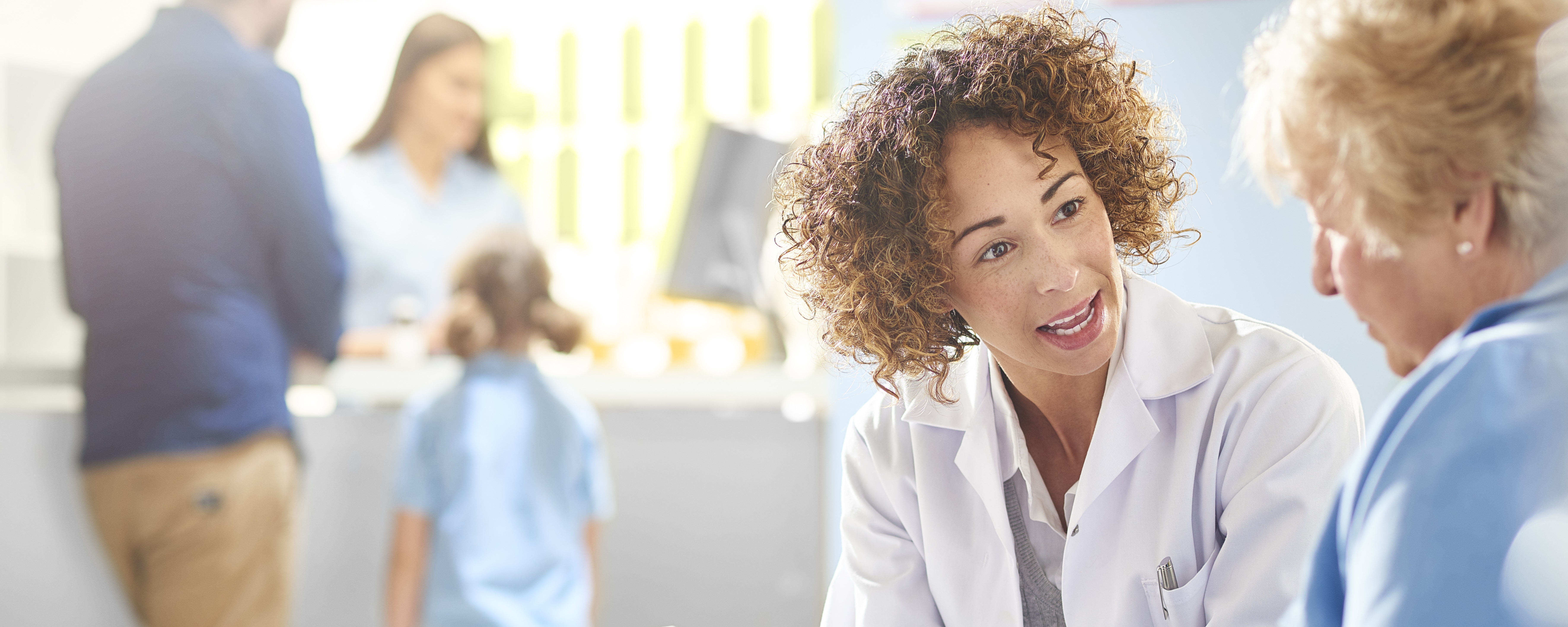 Frau mit Locken, Dietitian